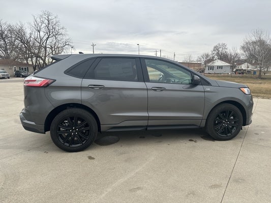 2024 Ford Edge ST Line in Fort Dodge, IA - Fort Dodge Ford Lincoln Toyota