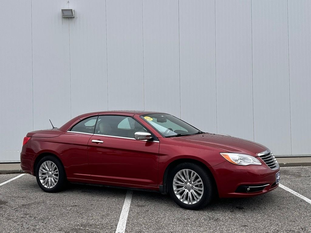 2014 Chrysler 200 Limited