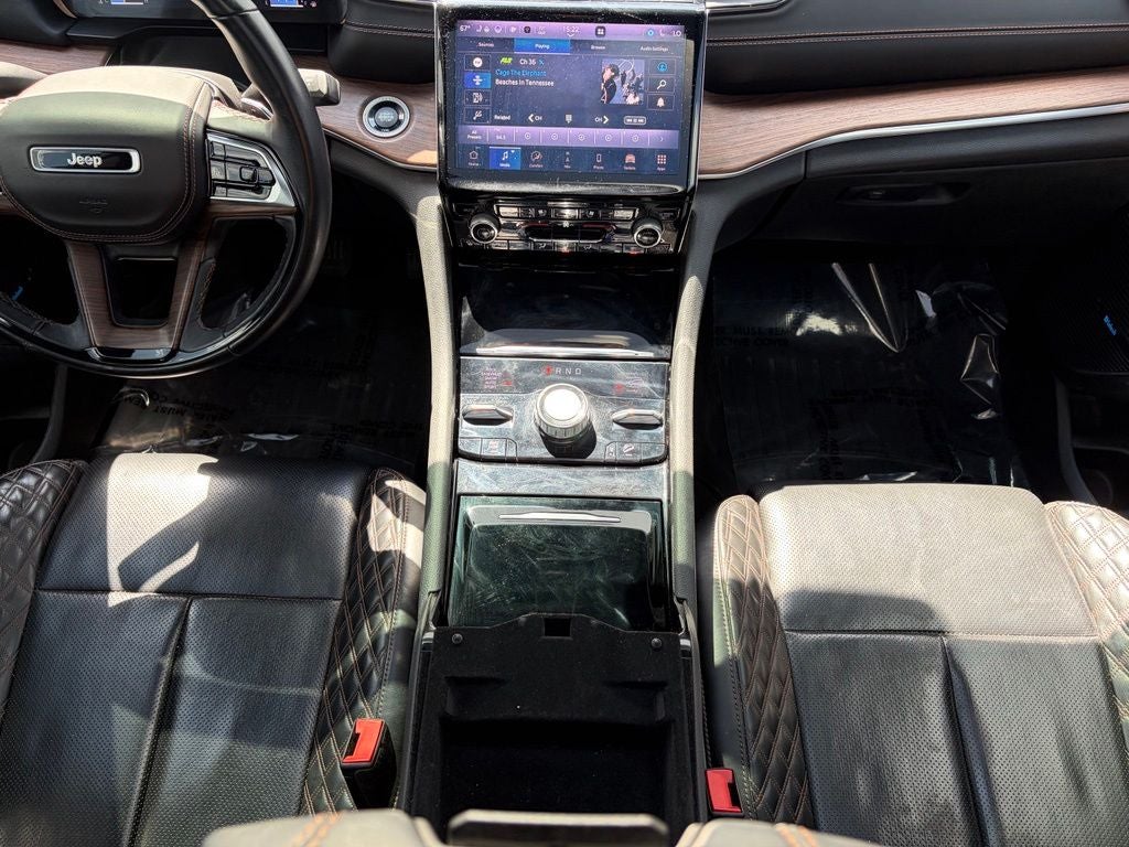 2022 Jeep Grand Cherokee Summit