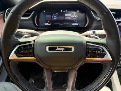 2022 Jeep Grand Cherokee Summit