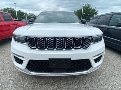 2022 Jeep Grand Cherokee Summit