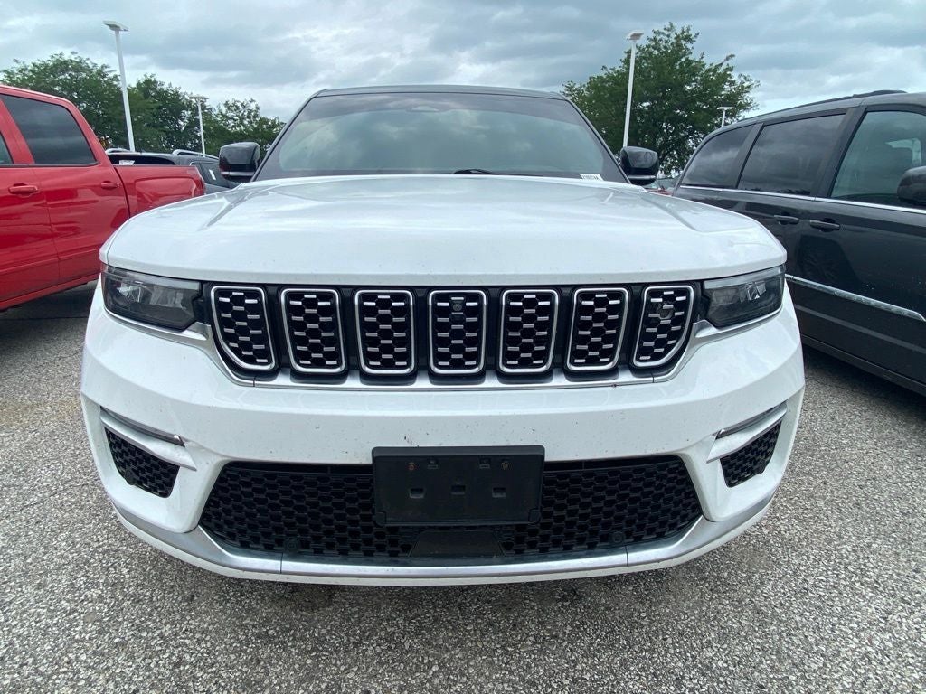 2022 Jeep Grand Cherokee Summit