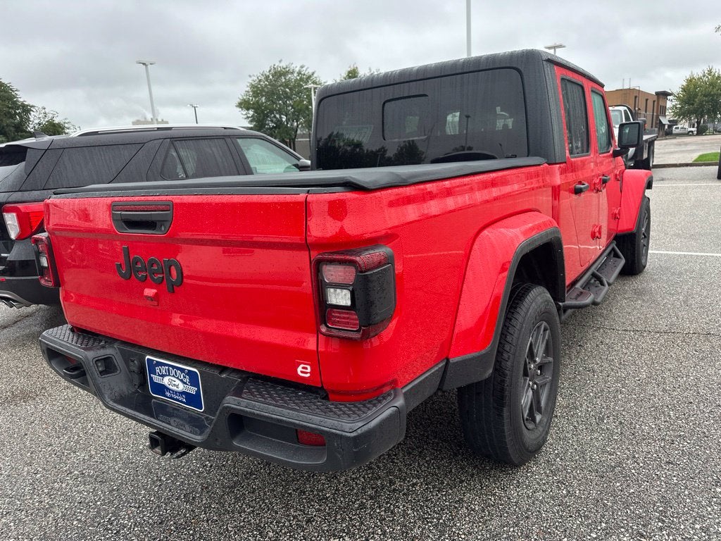 2024 Jeep Gladiator Sport S