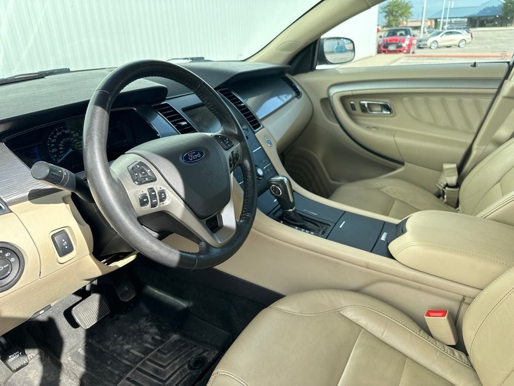 2014 Ford Taurus SEL