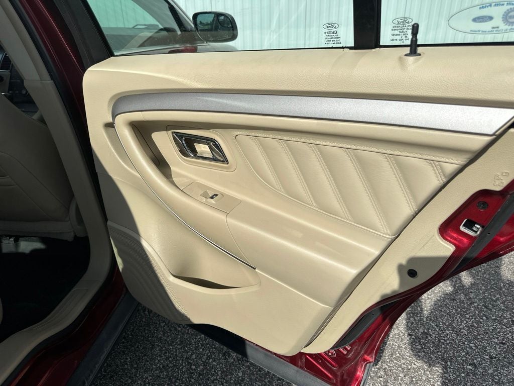 2014 Ford Taurus SEL