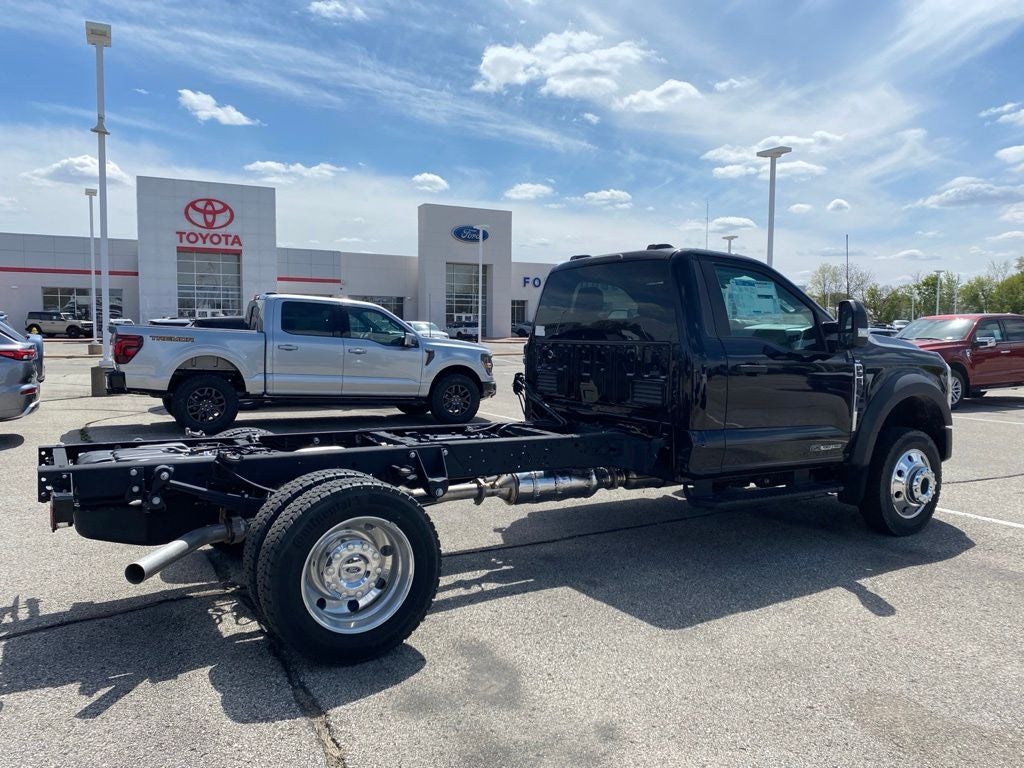 2025 Ford F-550SD XLT DRW