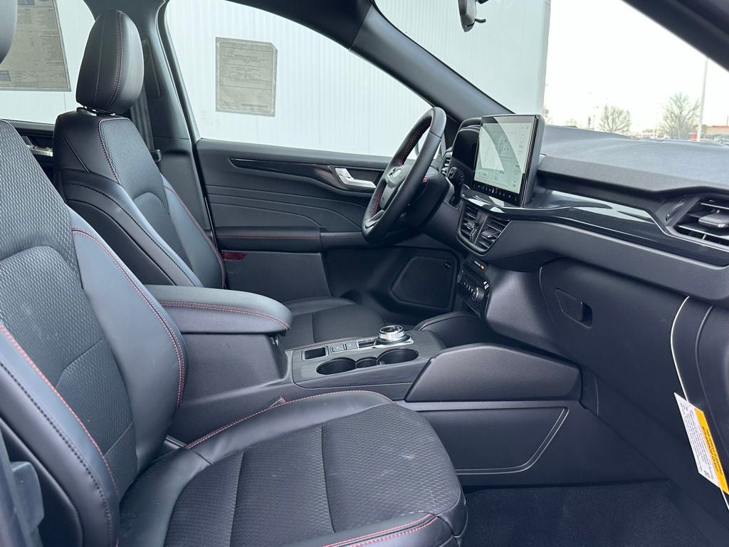 2026 Ford Escape Hybrid ST-Line Select