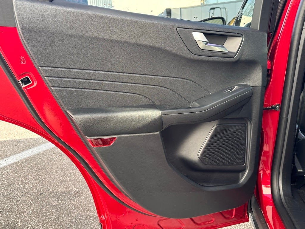 2026 Ford Escape Hybrid ST-Line Select