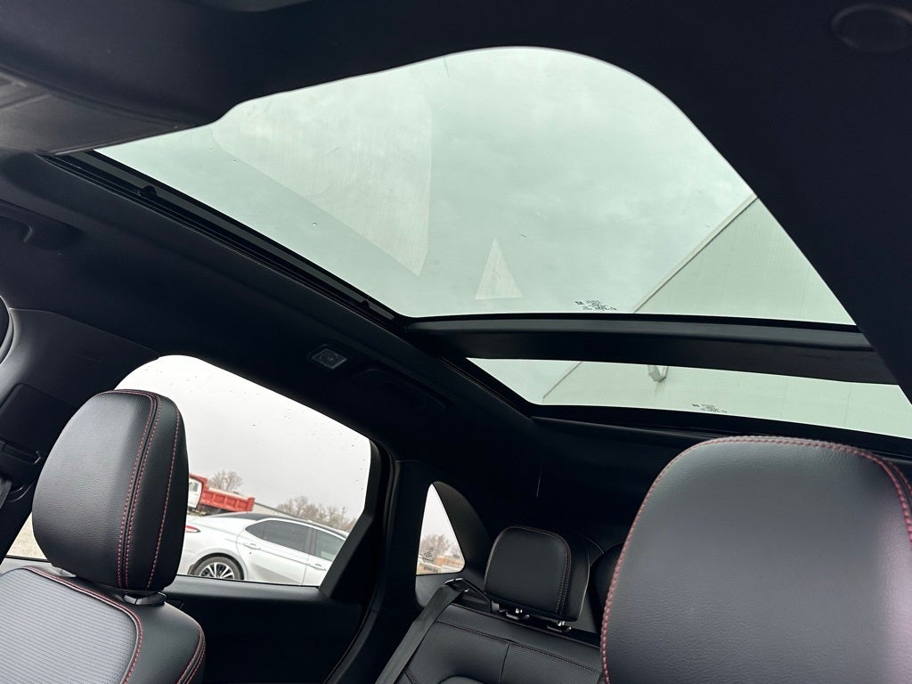 2026 Ford Escape ST-Line Elite