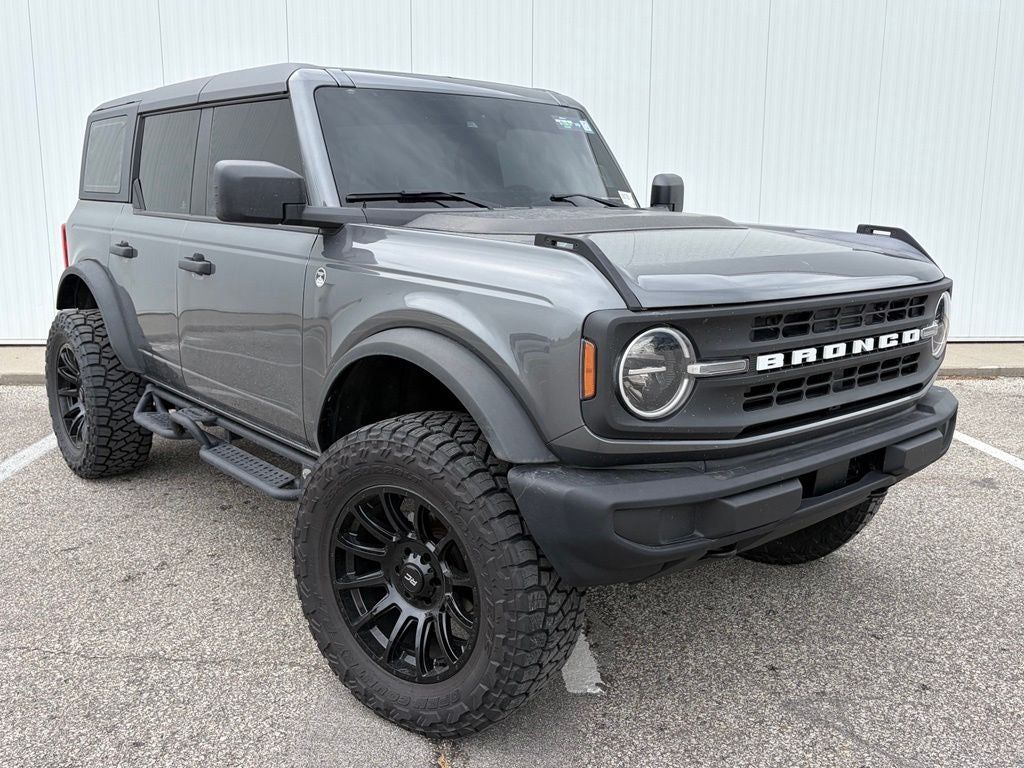 2025 Ford Bronco Base