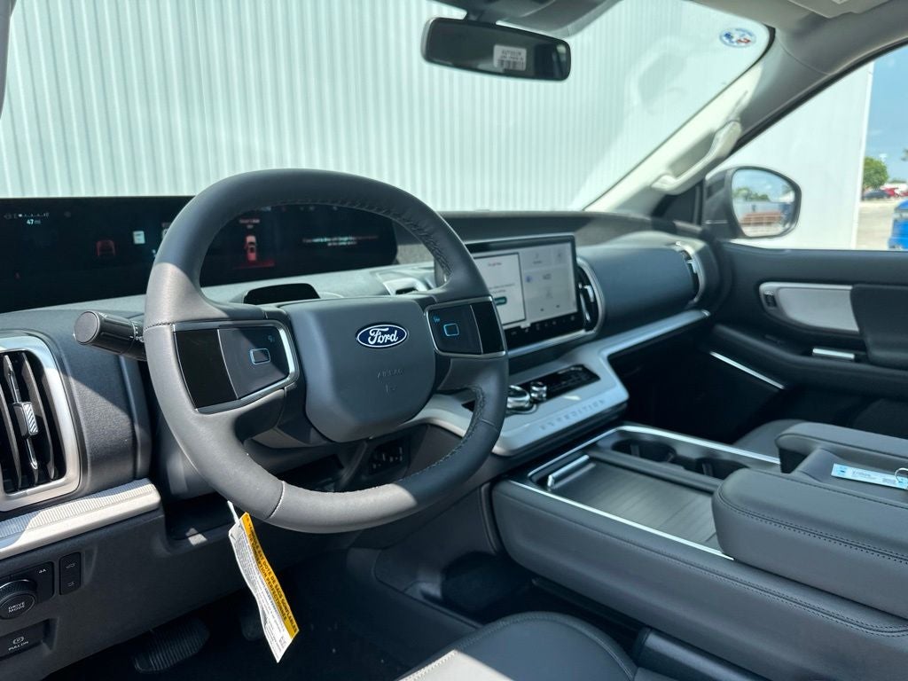 2027 Ford Expedition Active