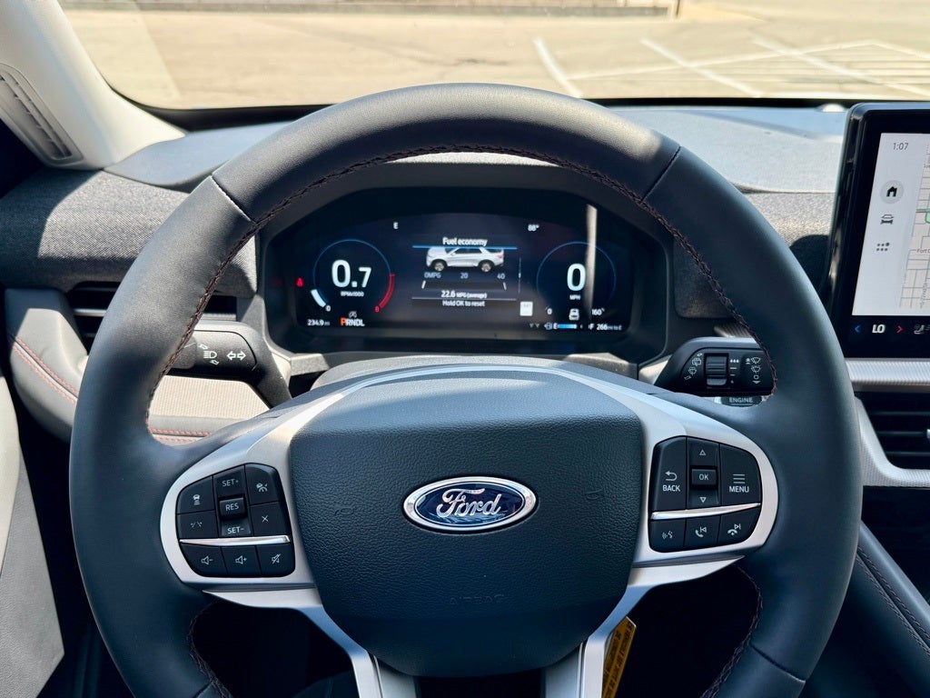 2025 Ford Explorer Active