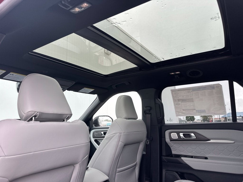 2027 Ford Explorer Platinum