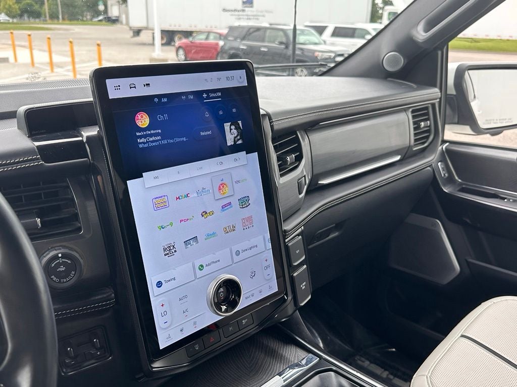2023 Ford F-150 Lightning Platinum