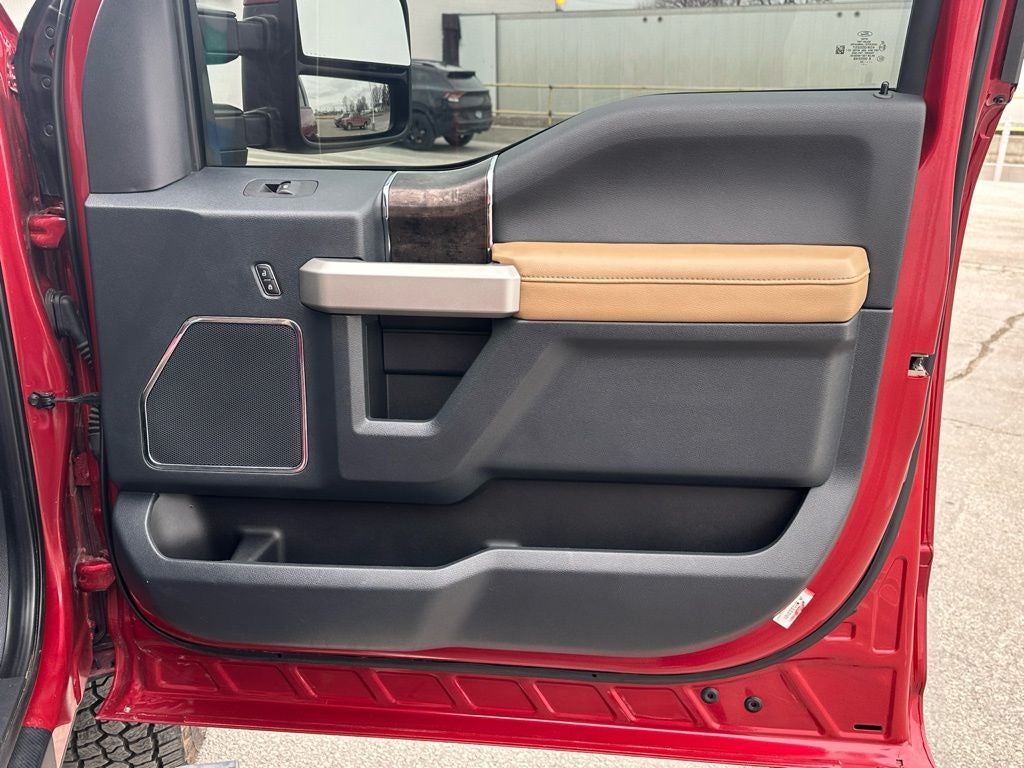 2022 Ford F-250SD Lariat