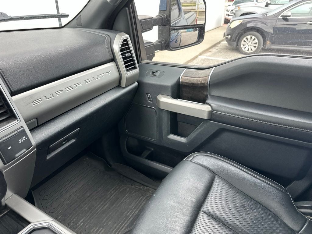 2022 Ford F-250SD Lariat