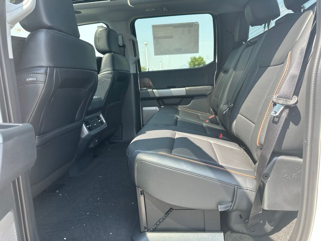 2026 Ford F-450SD Lariat DRW