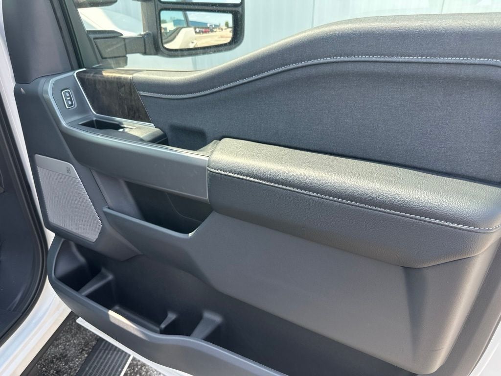 2026 Ford F-450SD Lariat DRW
