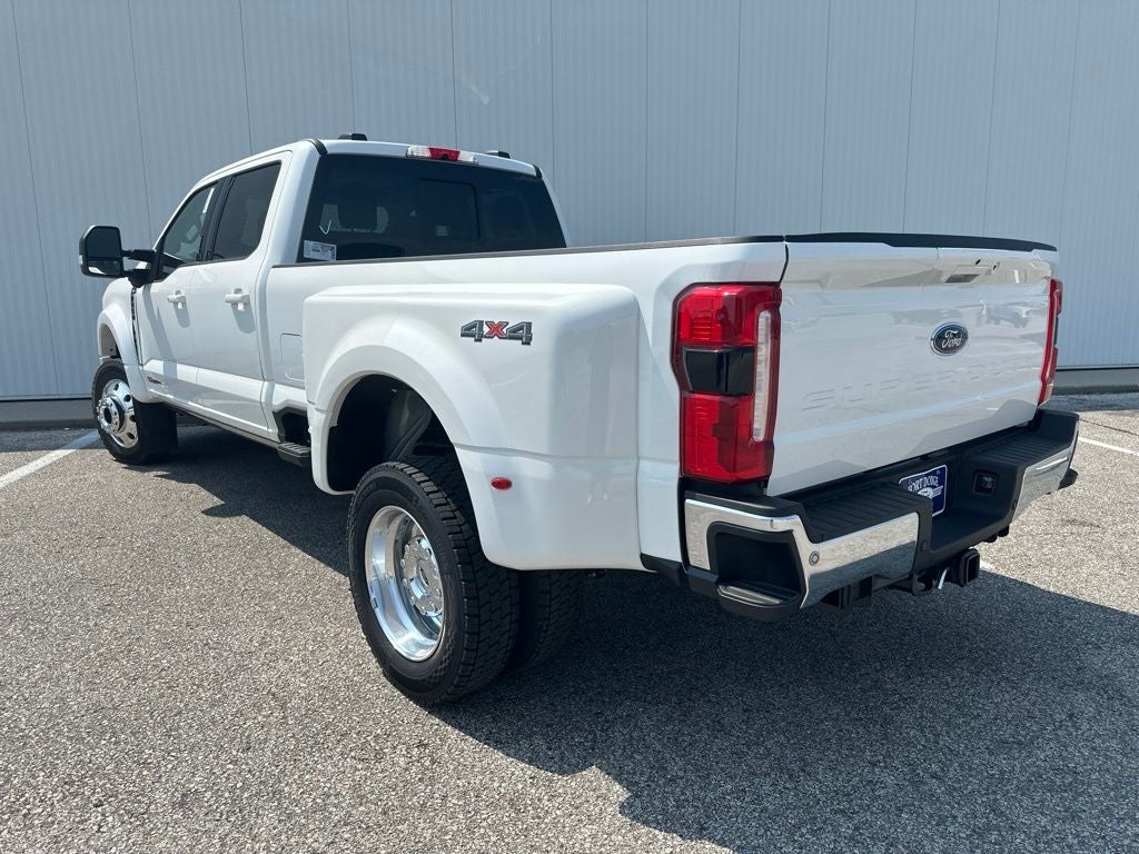 2026 Ford F-450SD Lariat DRW