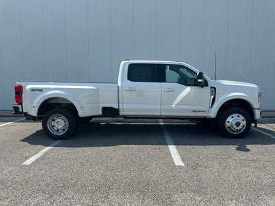 2026 Ford F-450SD Lariat DRW