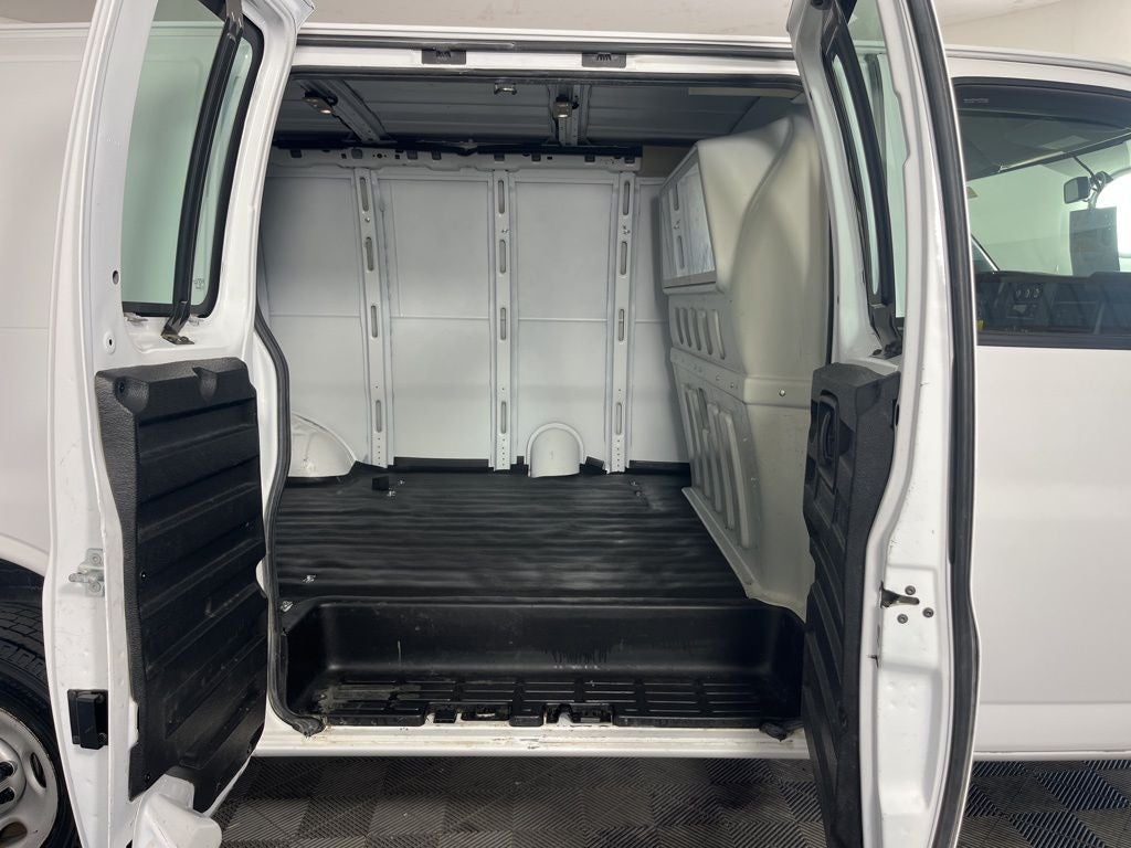 2021 Chevrolet Express 2500 Work Van Cargo