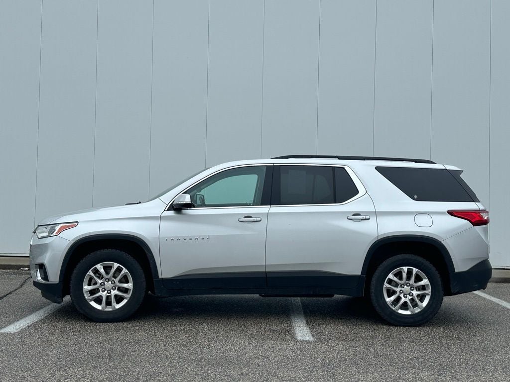 Used 2019 Chevrolet Traverse 1LT with VIN 1GNEVGKW3KJ100132 for sale in Fort Dodge, IA