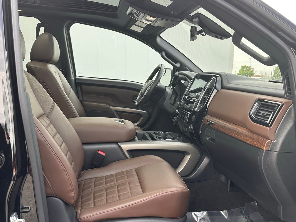 2024 Nissan Titan Platinum Reserve