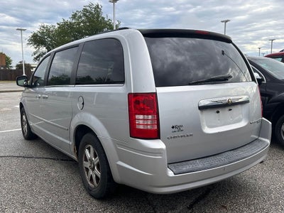 2009 Chrysler Town & Country Touring