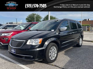 2015 Chrysler Town &amp; Country Touring