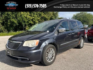 2013 Chrysler Town &amp; Country Touring-L