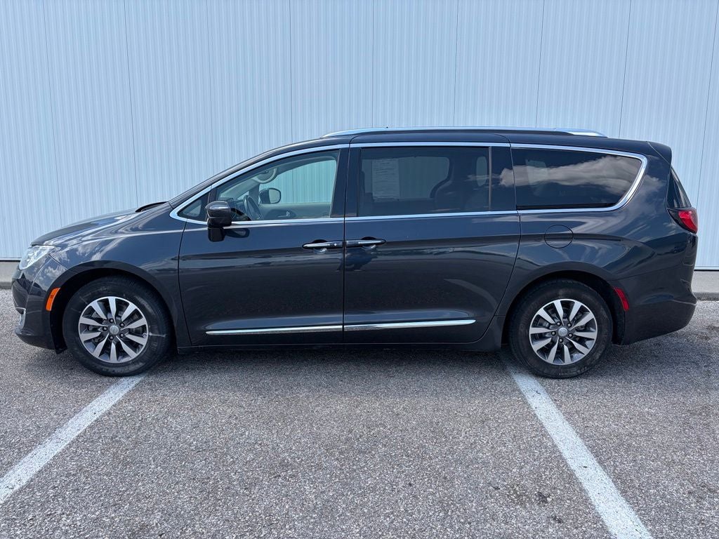2020 Chrysler Pacifica Touring L Plus