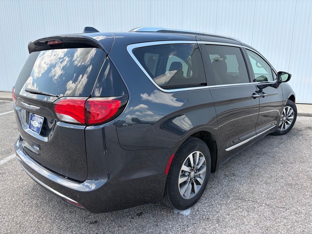 2020 Chrysler Pacifica Touring L Plus