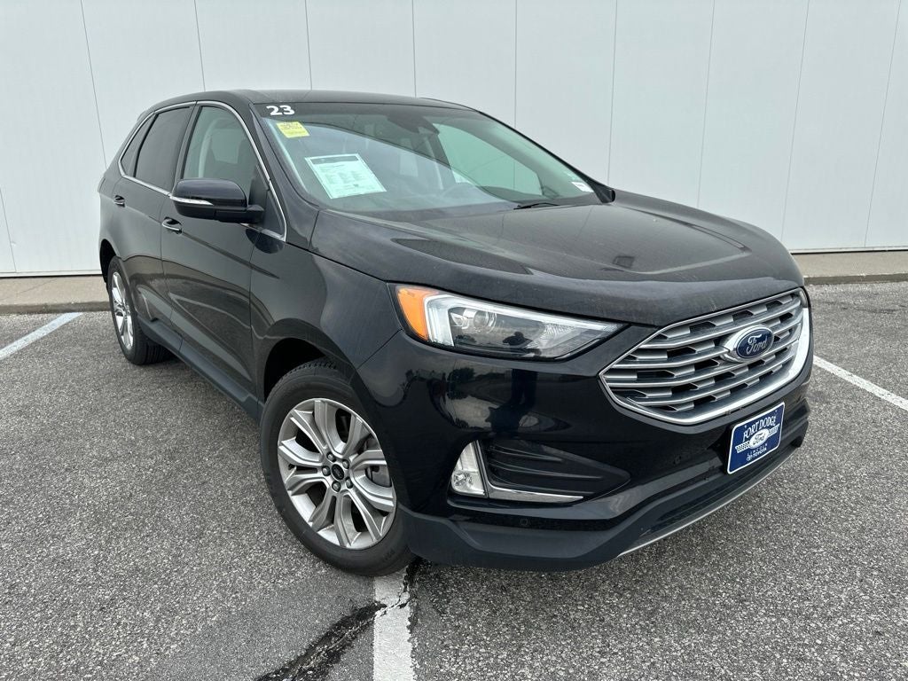 2023 Ford Edge Titanium