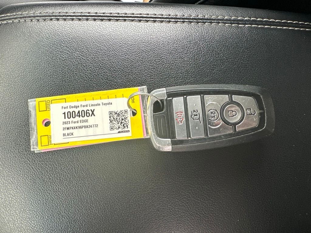 2023 Ford Edge Titanium