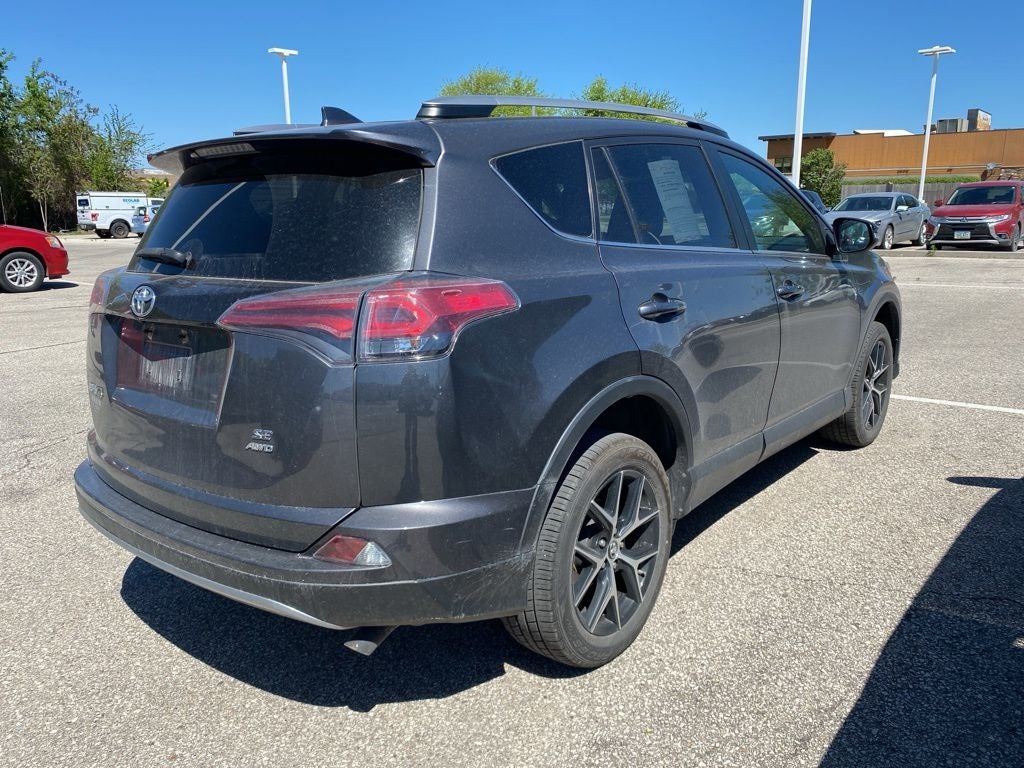2018 Toyota RAV4 SE