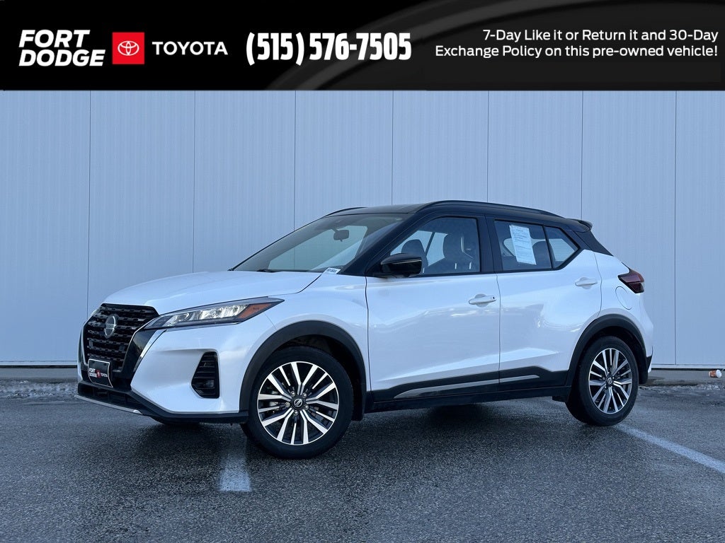 2021 Nissan Kicks SR