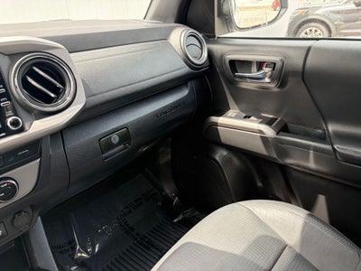 2022 Toyota Tacoma Limited V6