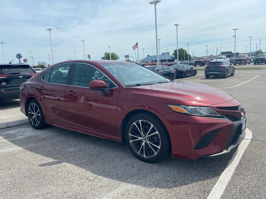 2018 Toyota Camry SE