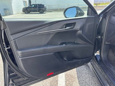 2025 Toyota Camry SE Hybrid