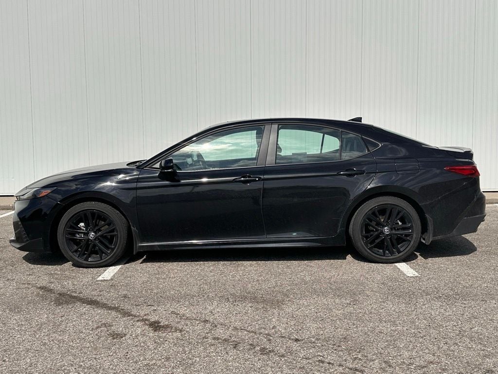 2025 Toyota Camry SE Hybrid
