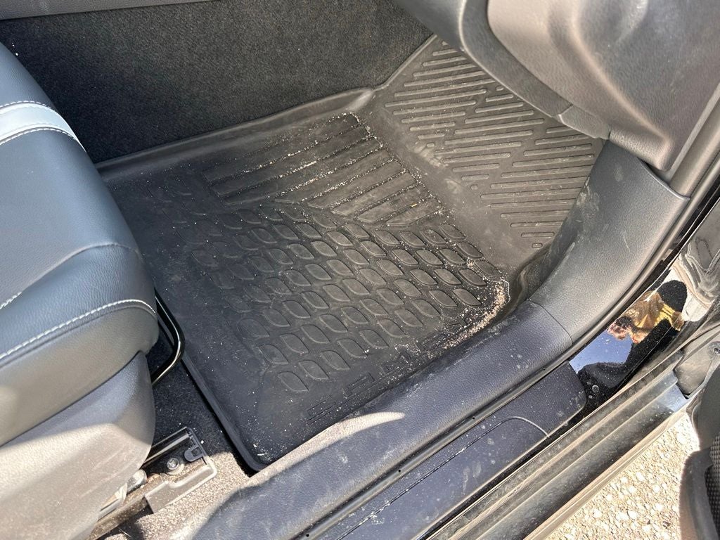 2025 Toyota Camry SE Hybrid