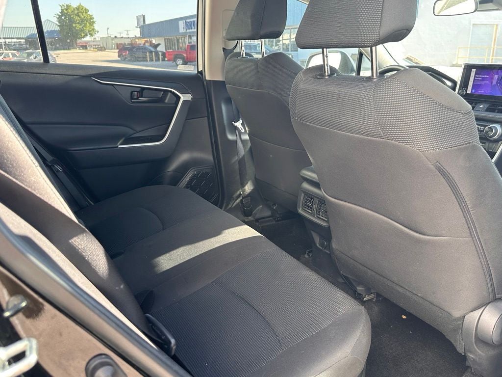 2023 Toyota RAV4 Hybrid LE