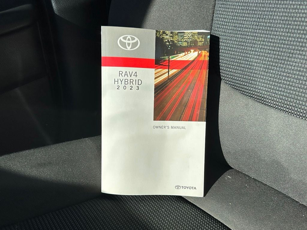 2023 Toyota RAV4 Hybrid LE