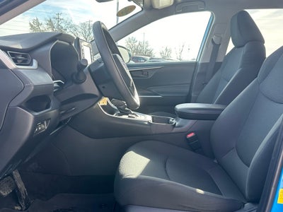 2021 Toyota RAV4 Hybrid LE