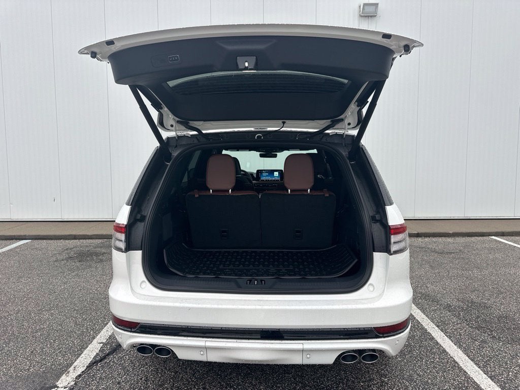 2027 Lincoln Aviator Reserve