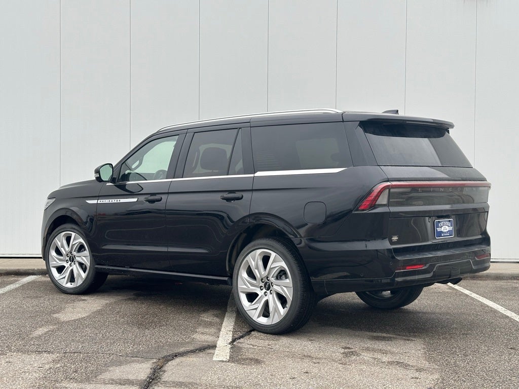 2025 Lincoln Navigator Reserve