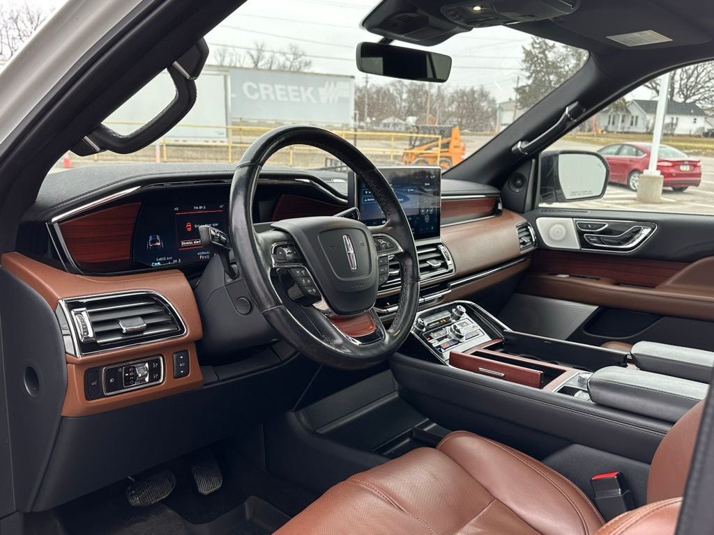 2023 Lincoln Navigator L Reserve