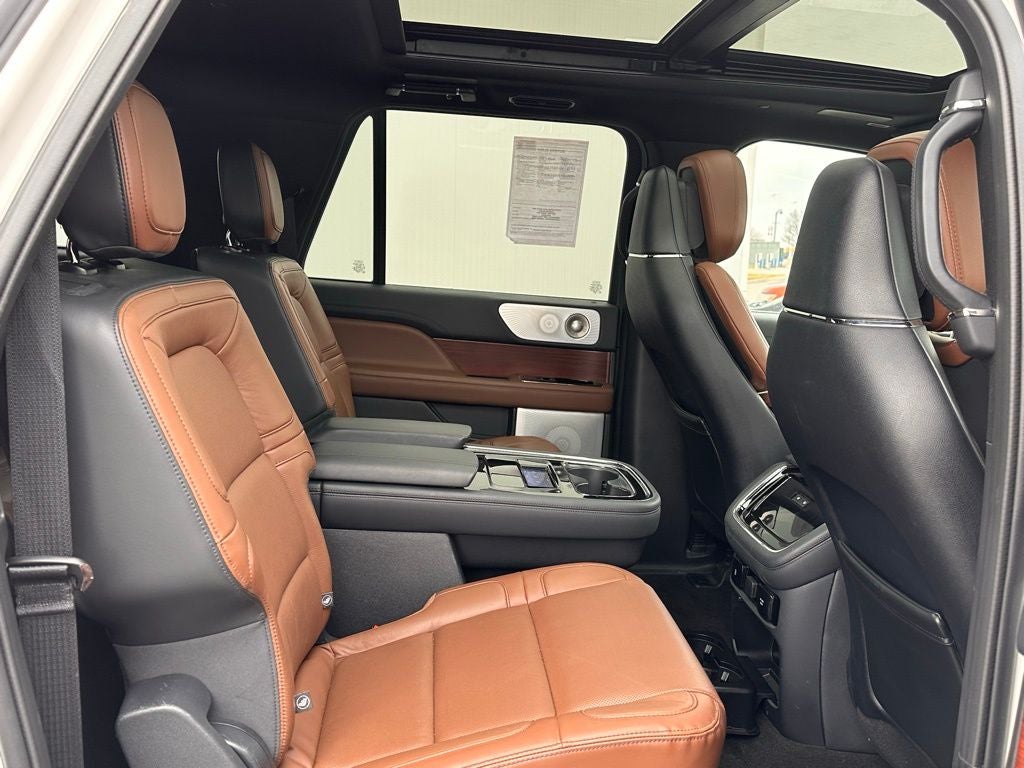 2023 Lincoln Navigator L Reserve