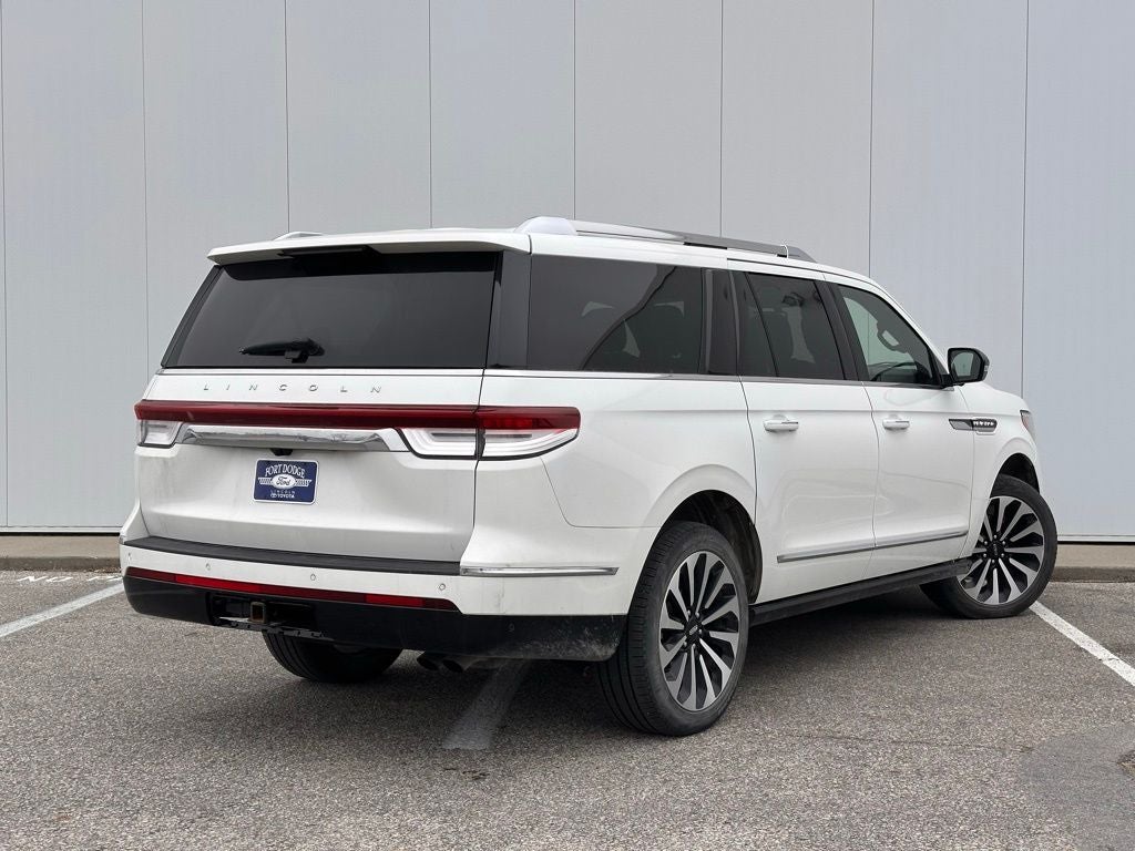 2023 Lincoln Navigator L Reserve