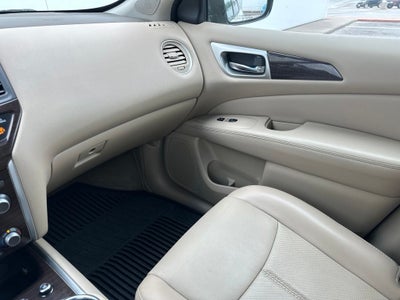2014 Nissan Pathfinder Platinum